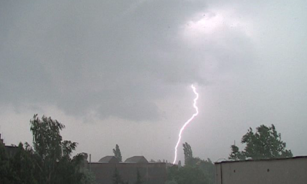 Intenzivní bouřka na Chomutovsku 6. 7. 2006