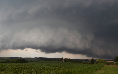 Silné supercelární bouře a pravděpodobné derecho dne 25. 6. 2008