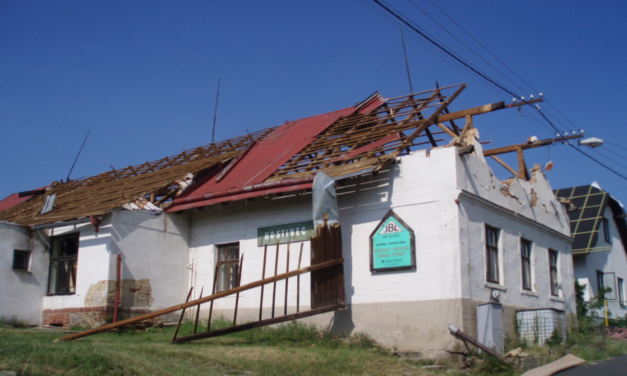 Škody způsobené silnými bouřemi dne 25. 6. 2008