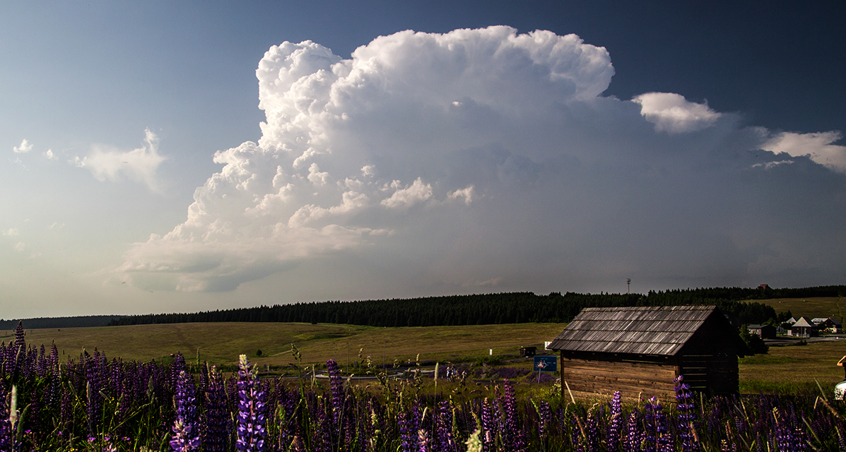 Bouřky na západní hranici 30. 6. 2012