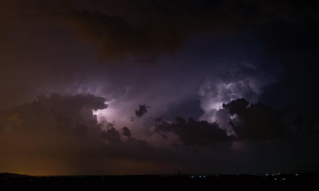 Bouřka s přívalovým deštěm na Slánsku 9. 6. 2018